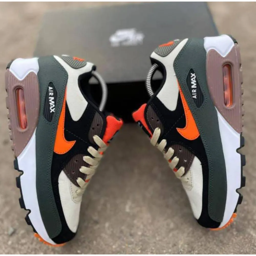 Nike Air Max 90