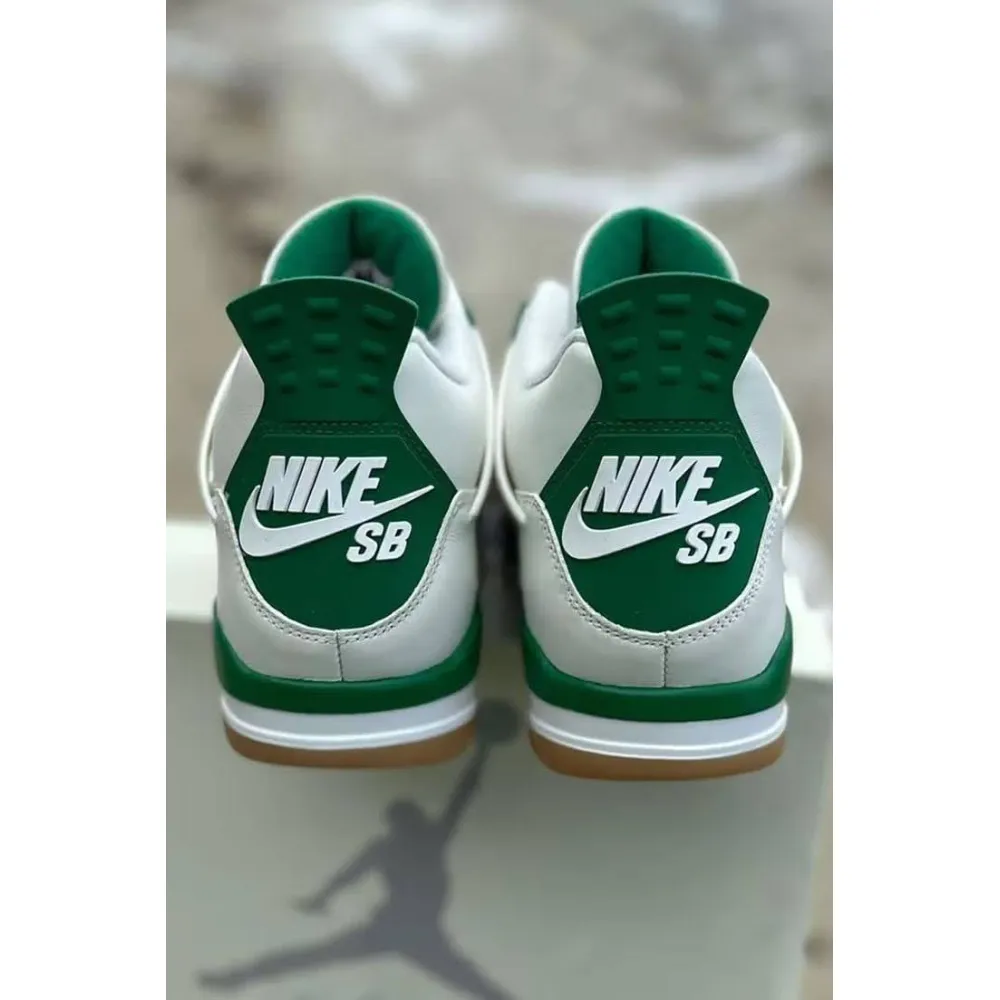 Nike SB X Air Jordan 4 Retro Pine Green