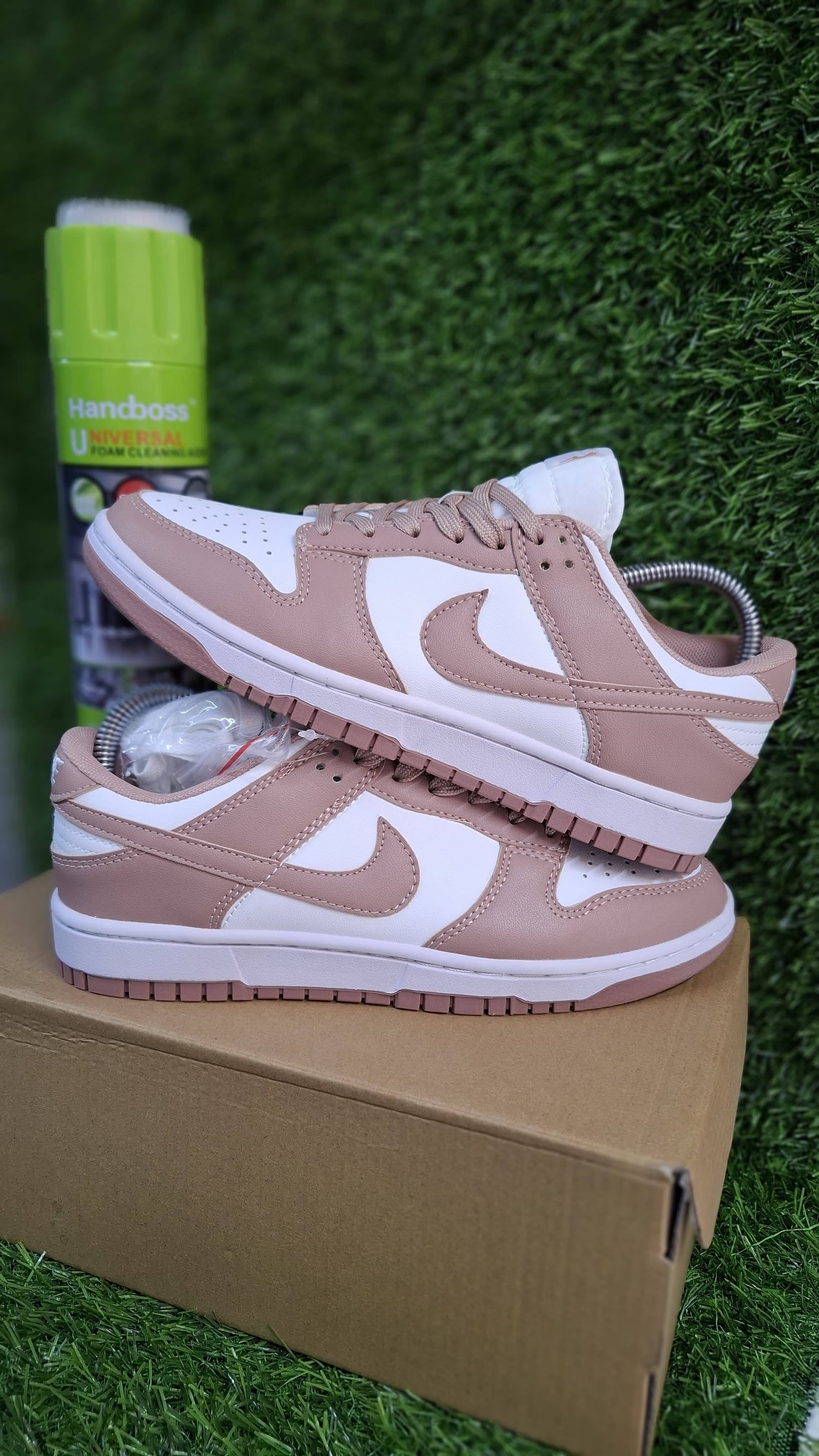 Nike Dunk Low "Rose Whisper"