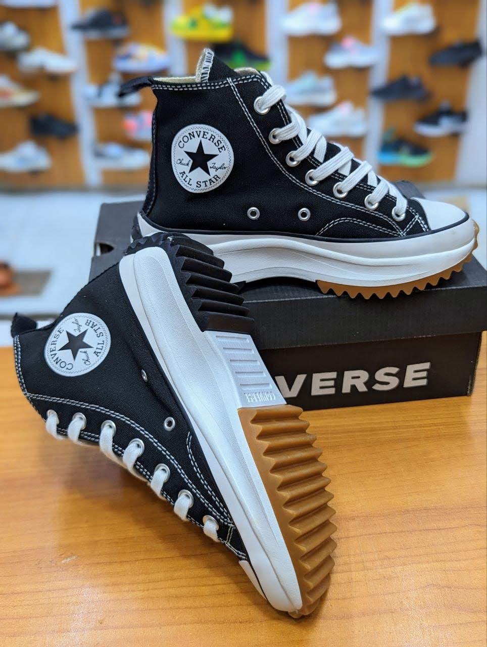 converse run star hike