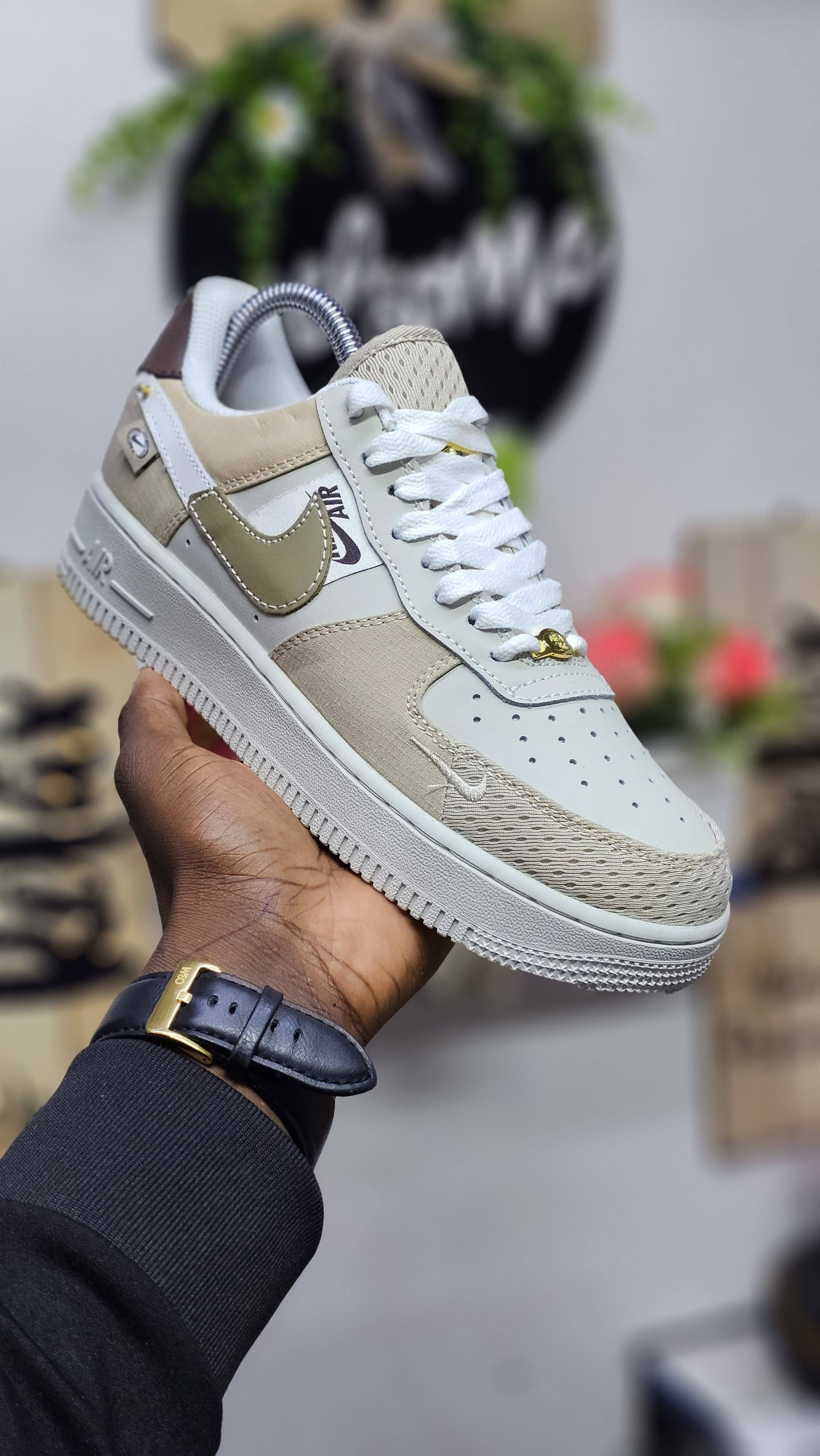 Nike Air Force 1 LX "Tan Bling