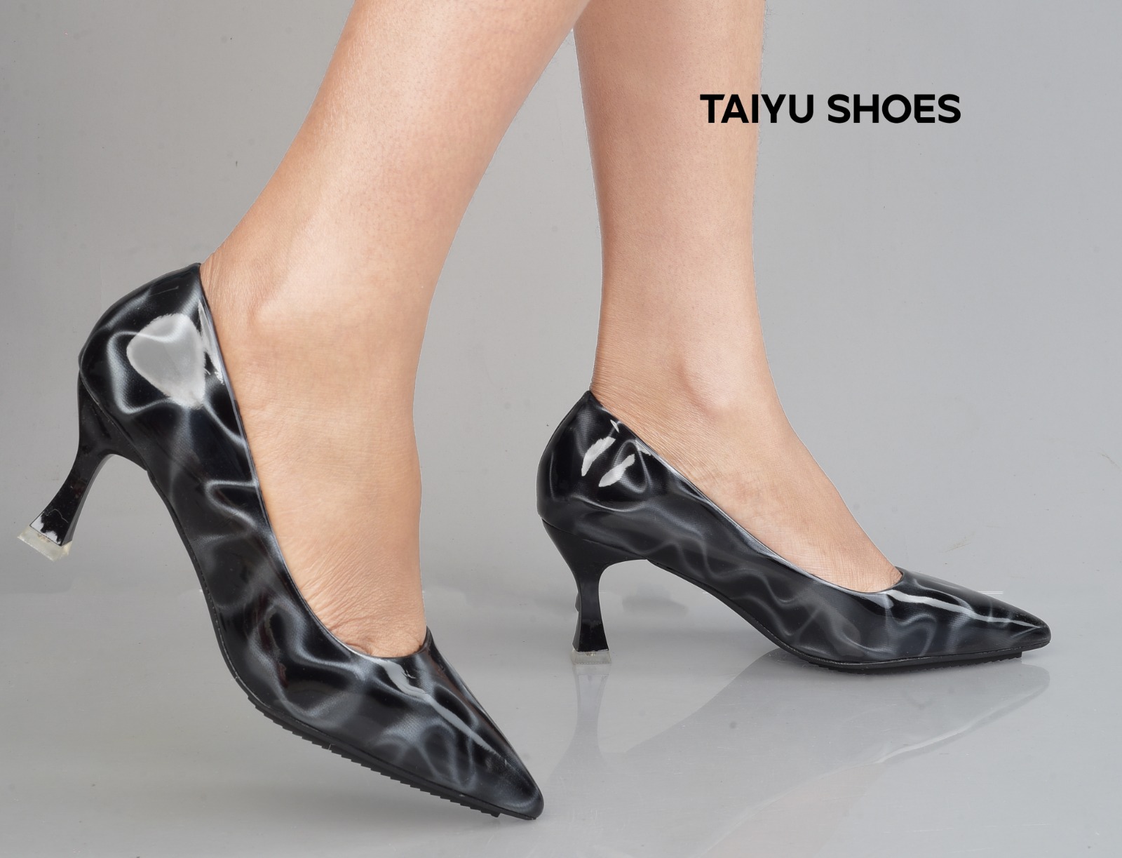 Premium Shoe 39