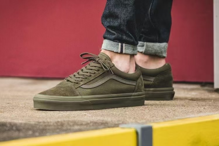 Premium Shoe 41