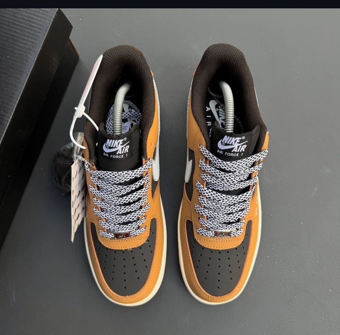Premium Shoe 63