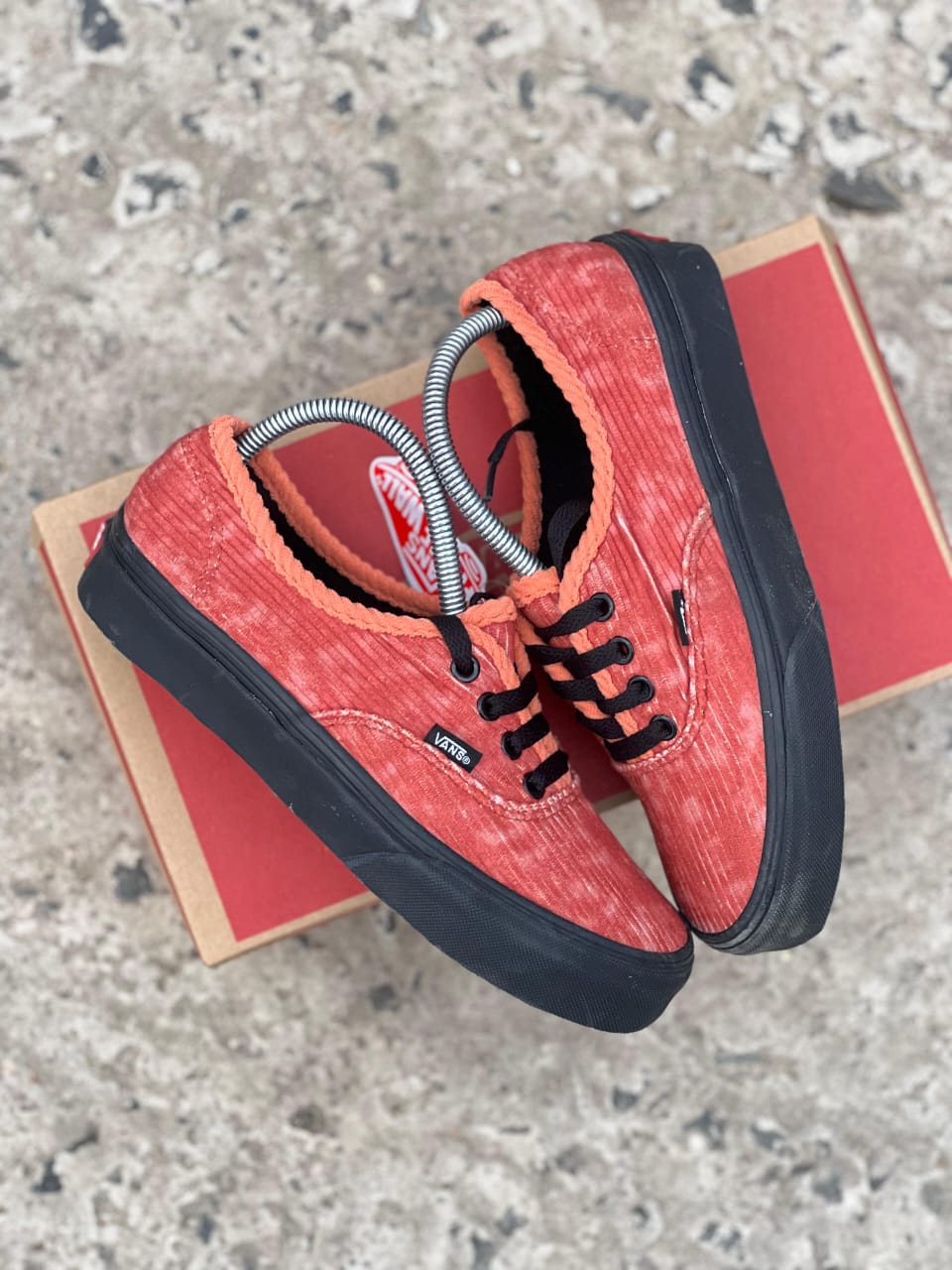 Premium Shoe 65